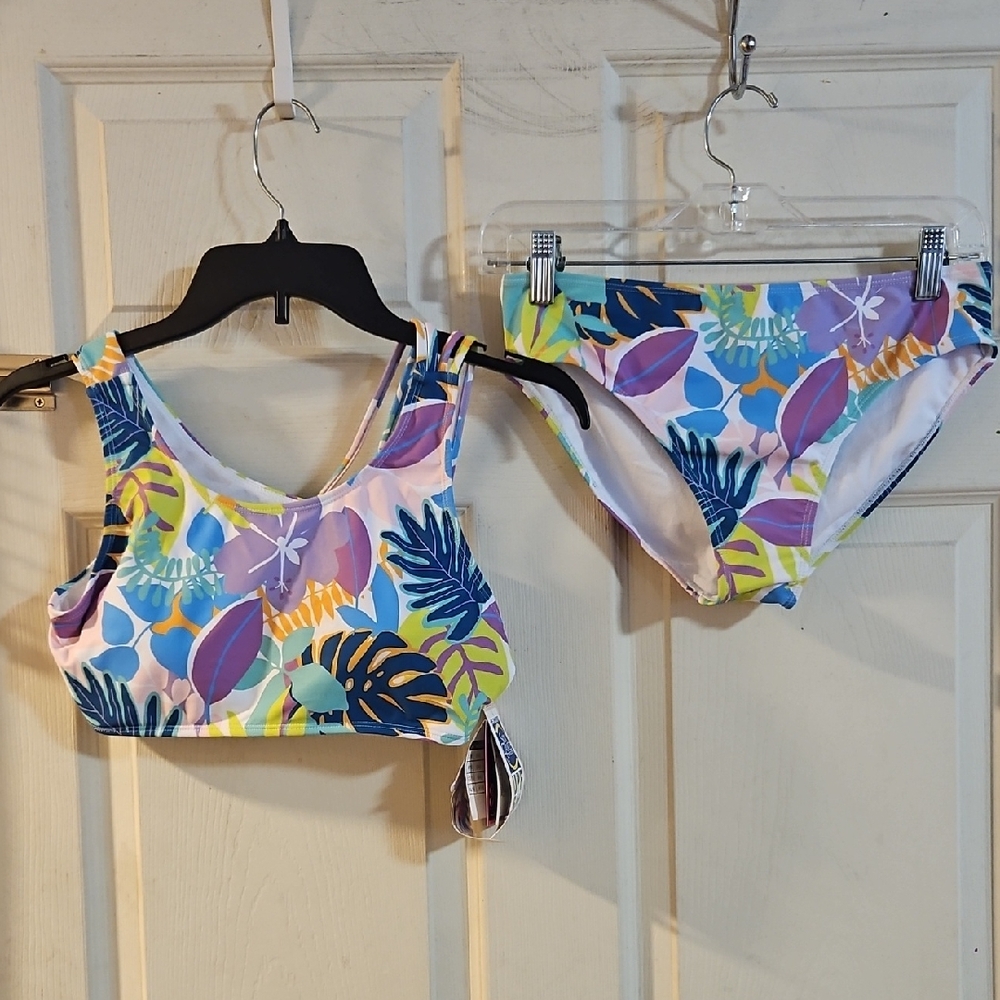 Andy & Evan Girls' Two-Piece Swimsuit: FLORAL PRINT: NEW WITH TAGS: SIZE XL (16)